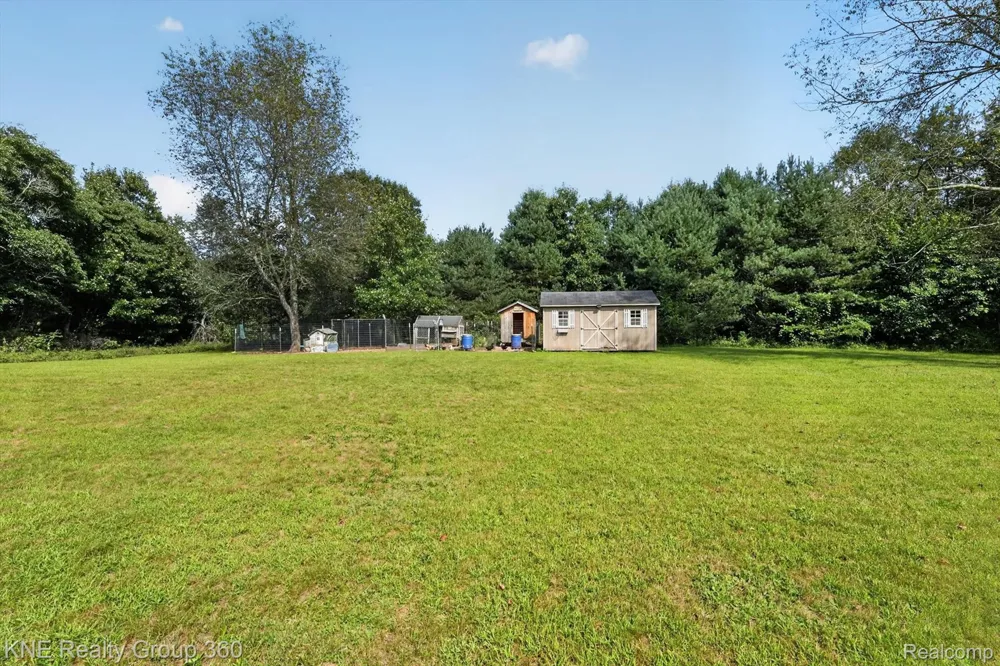9647 Bellevue Road Pennfield Charter Township, MI 49014