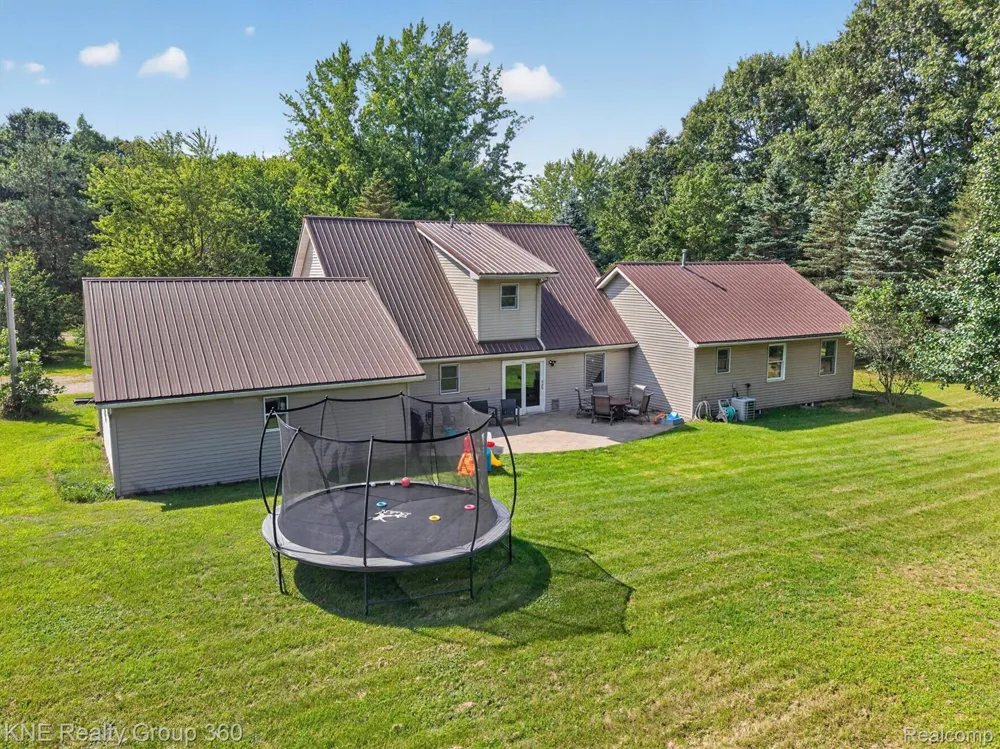 9647 Bellevue Road Pennfield Charter Township, MI 49014
