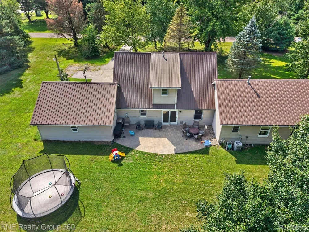 9647 Bellevue Road Pennfield Charter Township, MI 49014