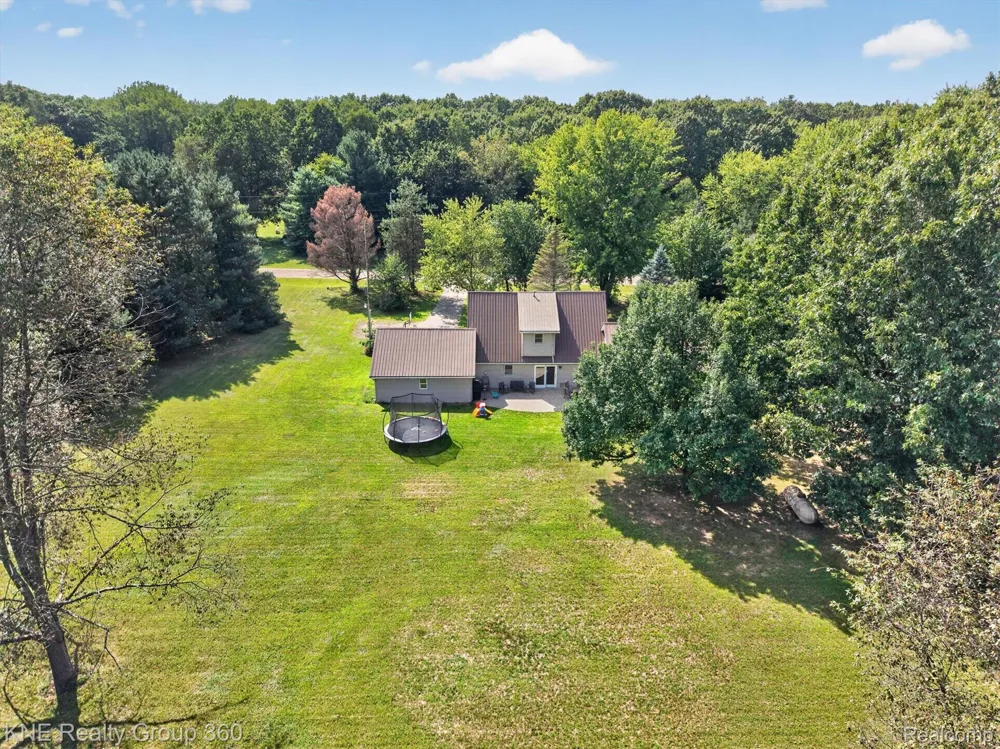 9647 Bellevue Road Pennfield Charter Township, MI 49014
