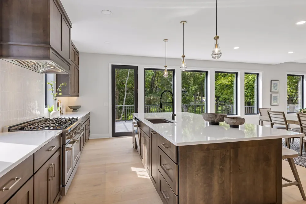 2631 Orchard Lane Excelsior, MN 55331