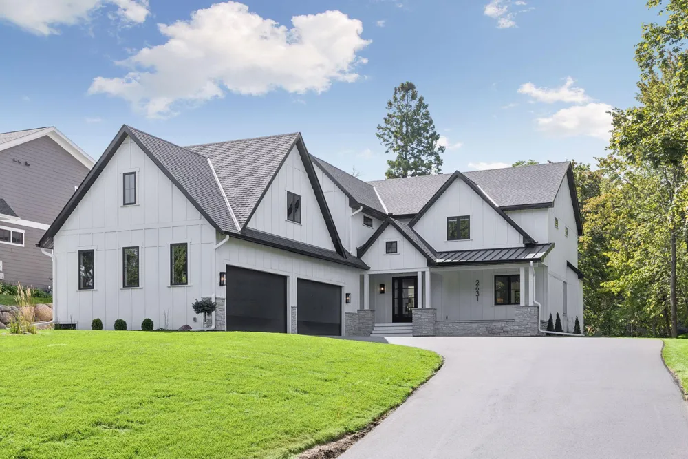 2631 Orchard Lane Excelsior, MN 55331