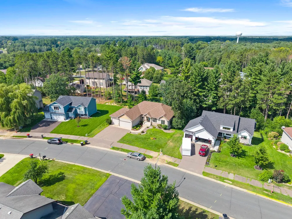 13781 9th Avenue S Zimmerman, MN 55398