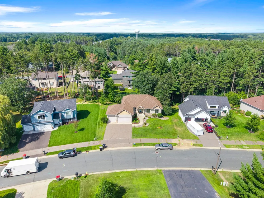 13781 9th Avenue S Zimmerman, MN 55398