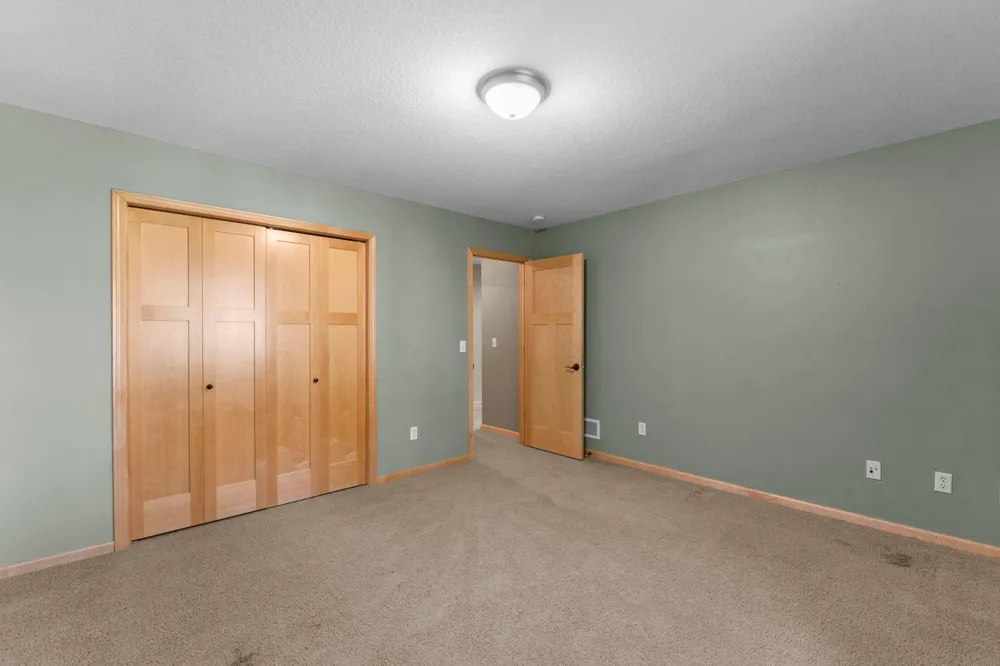 13781 9th Avenue S Zimmerman, MN 55398