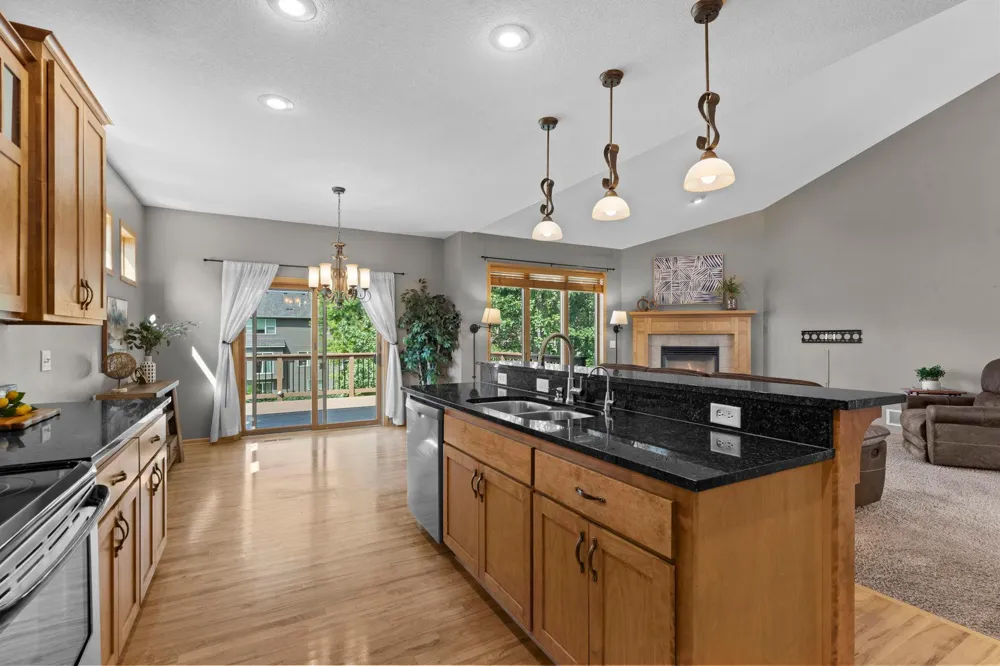 13781 9th Avenue S Zimmerman, MN 55398