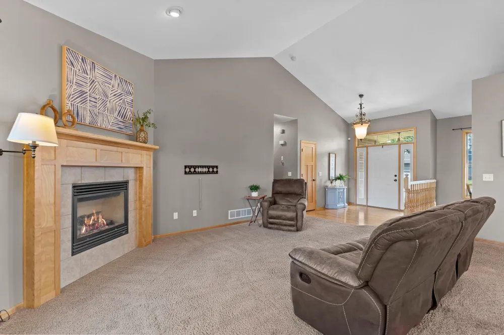 13781 9th Avenue S Zimmerman, MN 55398