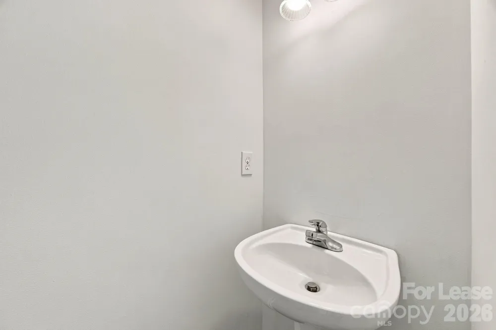 1748 Chinchester Lane Charlotte, NC 28270