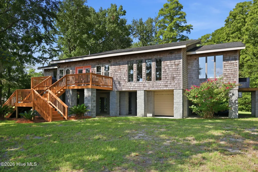 213 Cedar Drive Blounts Creek, NC 27814