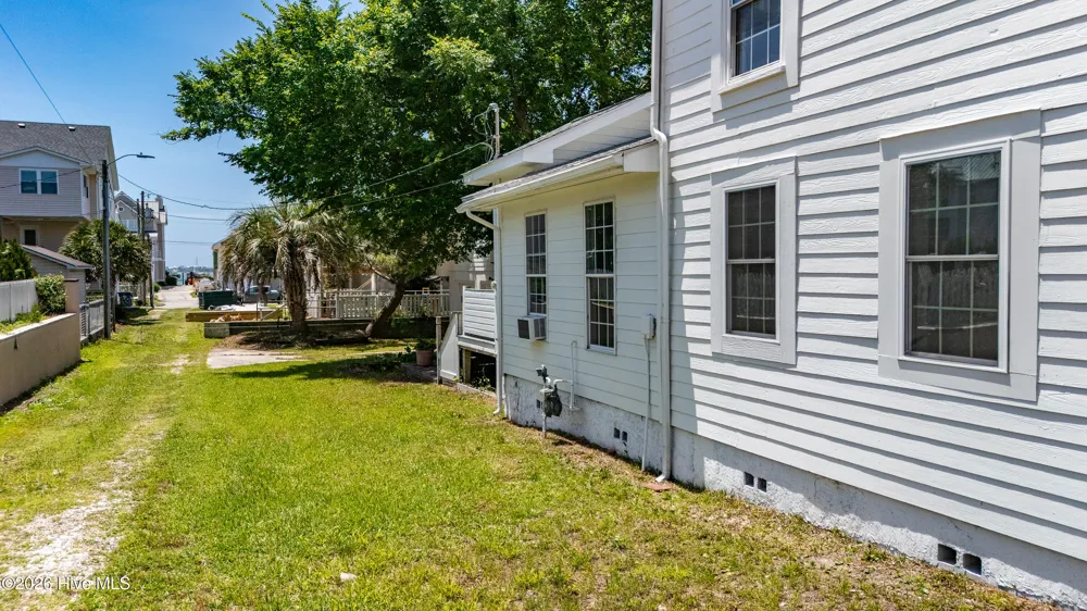 1105 Evans Street Morehead City, NC 28557