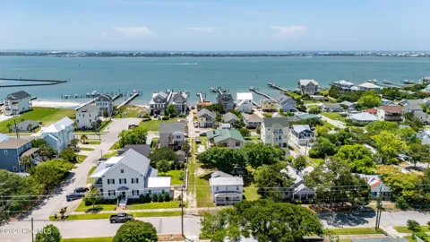 1105 Evans Street