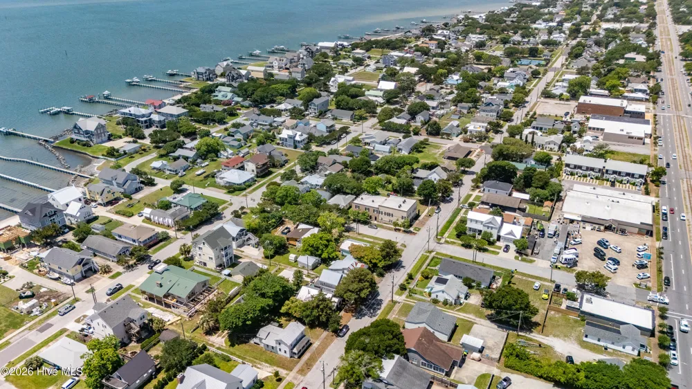 1105 Evans Street Morehead City, NC 28557