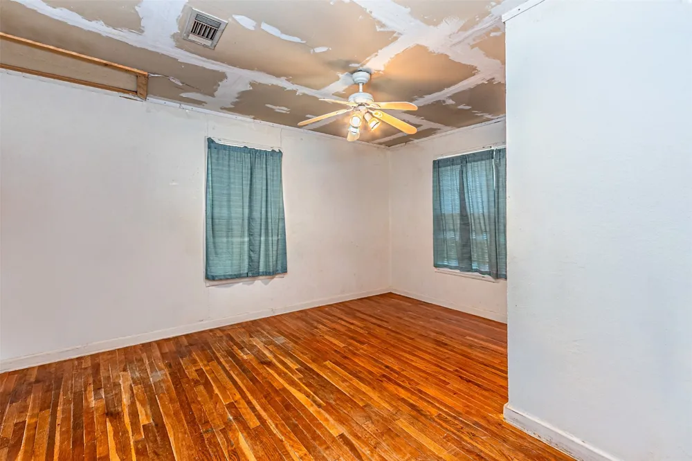 200 4th Street Kerens, TX 75144