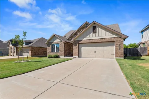 1620 Crooked Tree