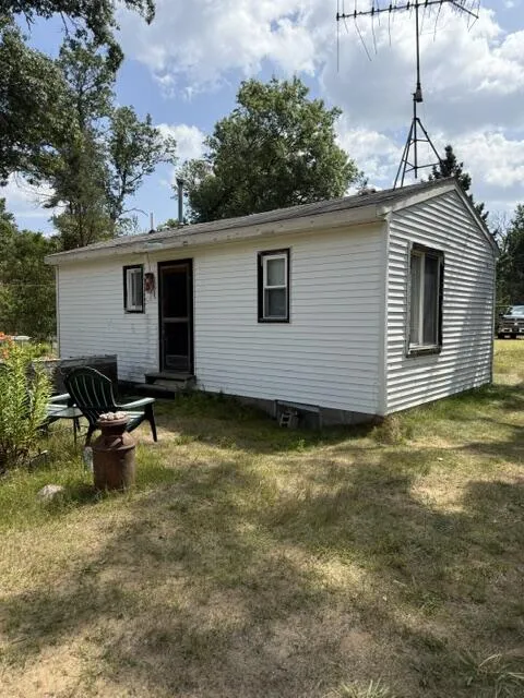 2565 M-18 Roscommon, MI 48653