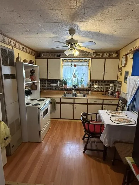 2565 M-18 Roscommon, MI 48653