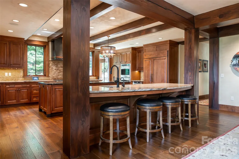 383 Eagle Ridge Road Zirconia, NC 28790