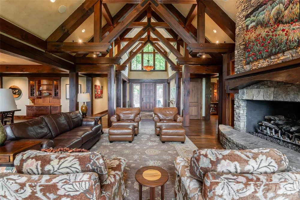 383 Eagle Ridge Road Zirconia, NC 28790