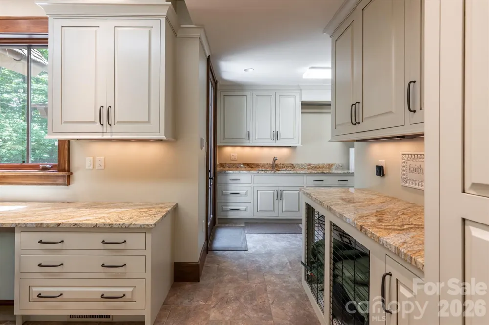 383 Eagle Ridge Road Zirconia, NC 28790