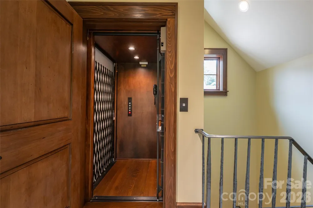 383 Eagle Ridge Road Zirconia, NC 28790