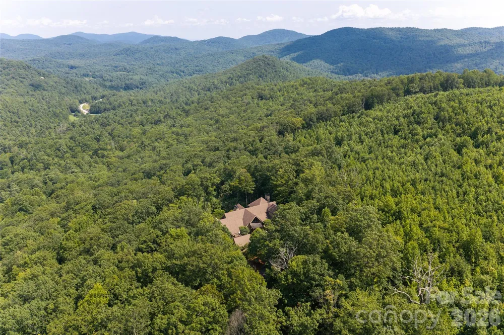 383 Eagle Ridge Road Zirconia, NC 28790