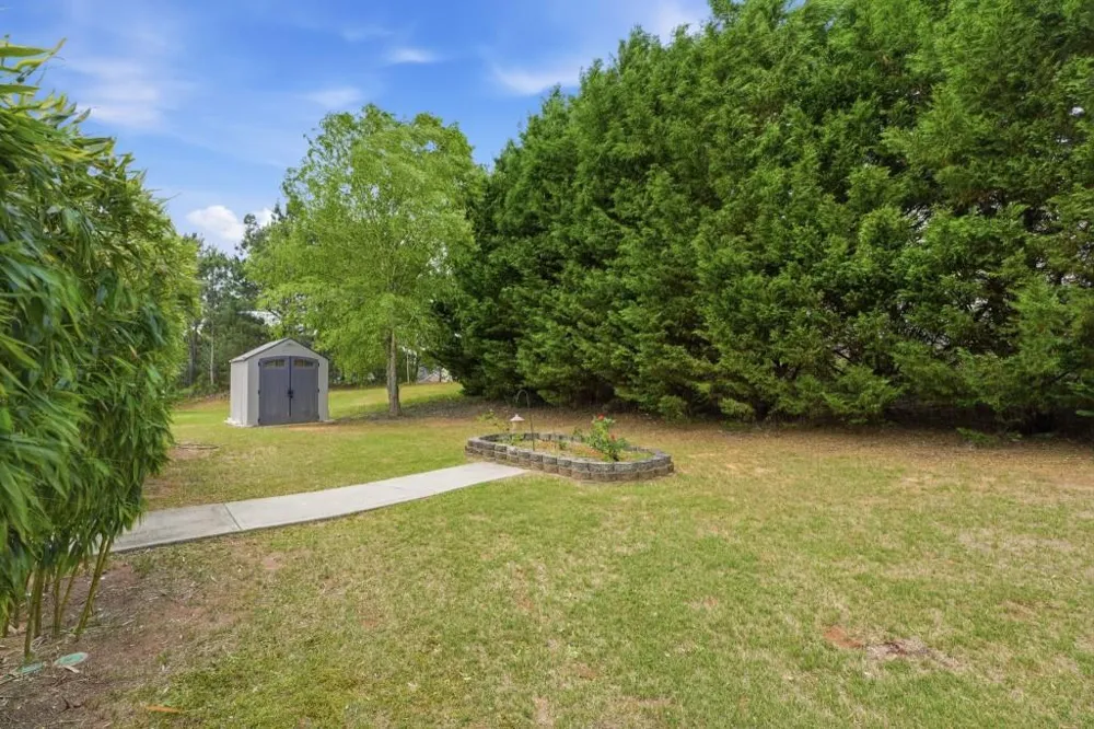 812 N Bay Overlook Villa Rica, GA 30180