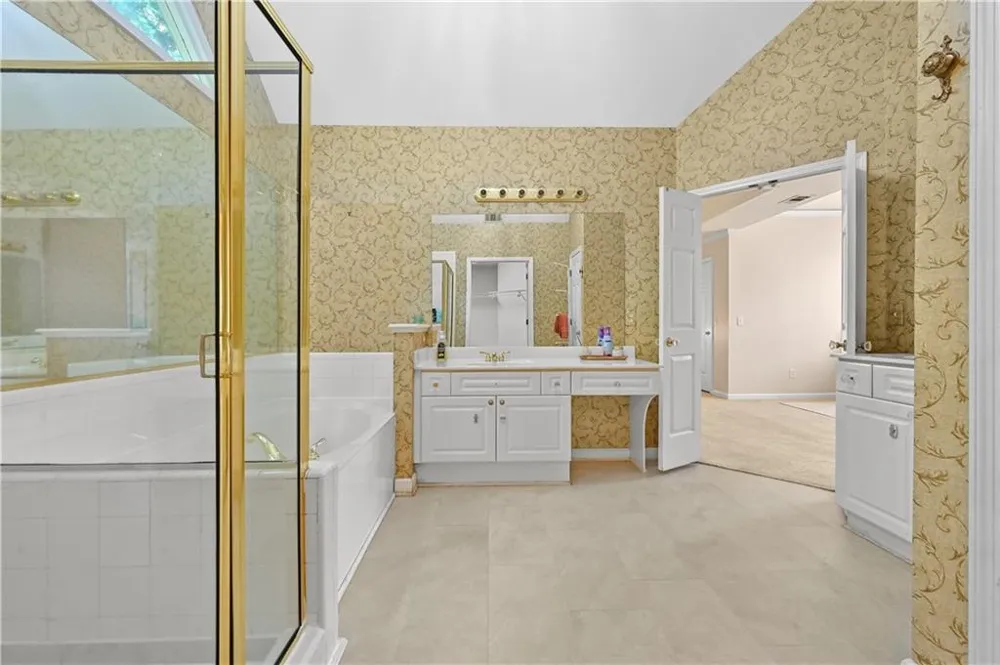230 Ridge Bluff Lane Suwanee, GA 30024