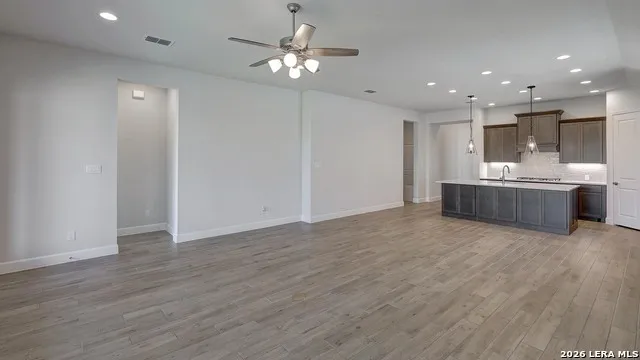 349 Mountain Oak Castroville, TX 78009