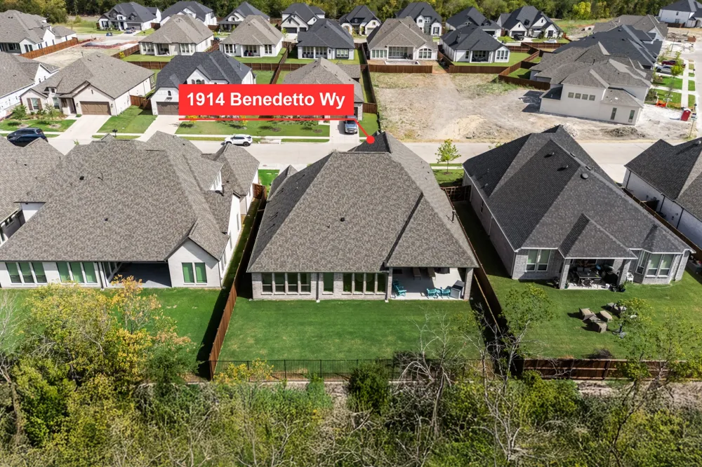 1914 Benedetto Way McLendon Chisholm, TX 75032