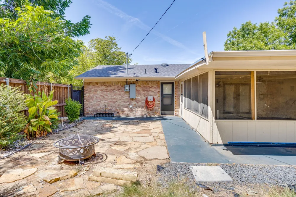 314 Bernice Court Burleson, TX 76028