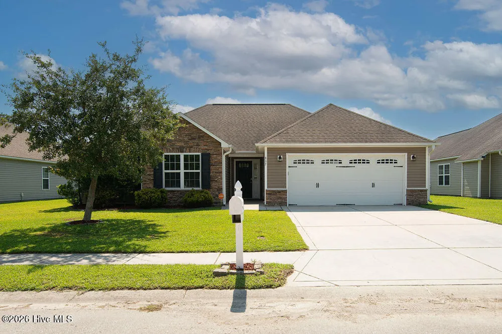 837 Dynasty Drive Jacksonville, NC 28546