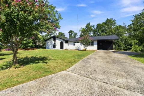3329 Cockatoo Road