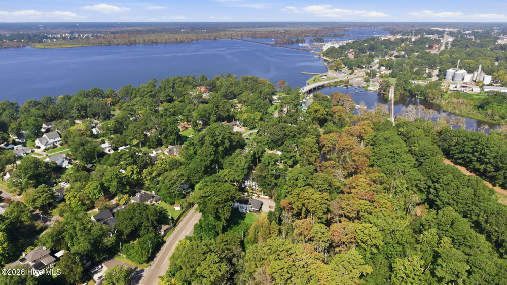 220 River Road Washington, NC 27889