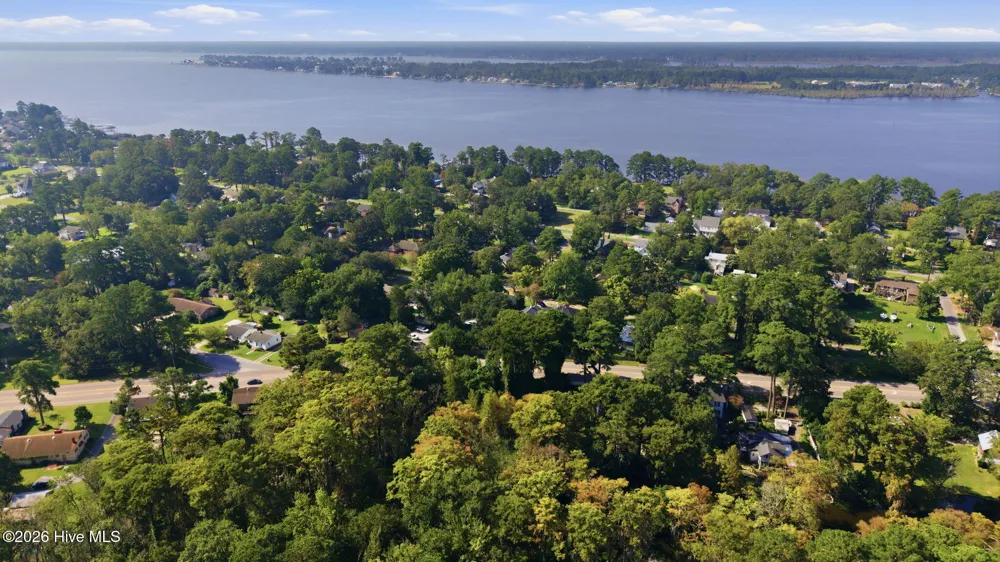 220 River Road Washington, NC 27889