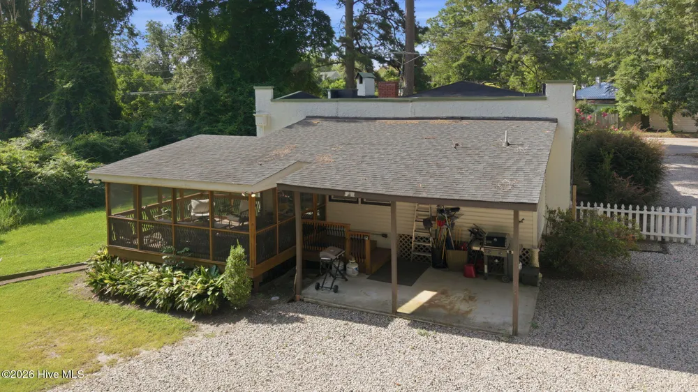 220 River Road Washington, NC 27889