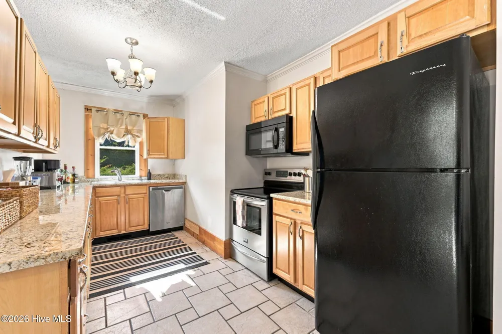 220 River Road Washington, NC 27889