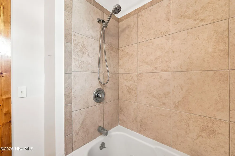 220 River Road Washington, NC 27889