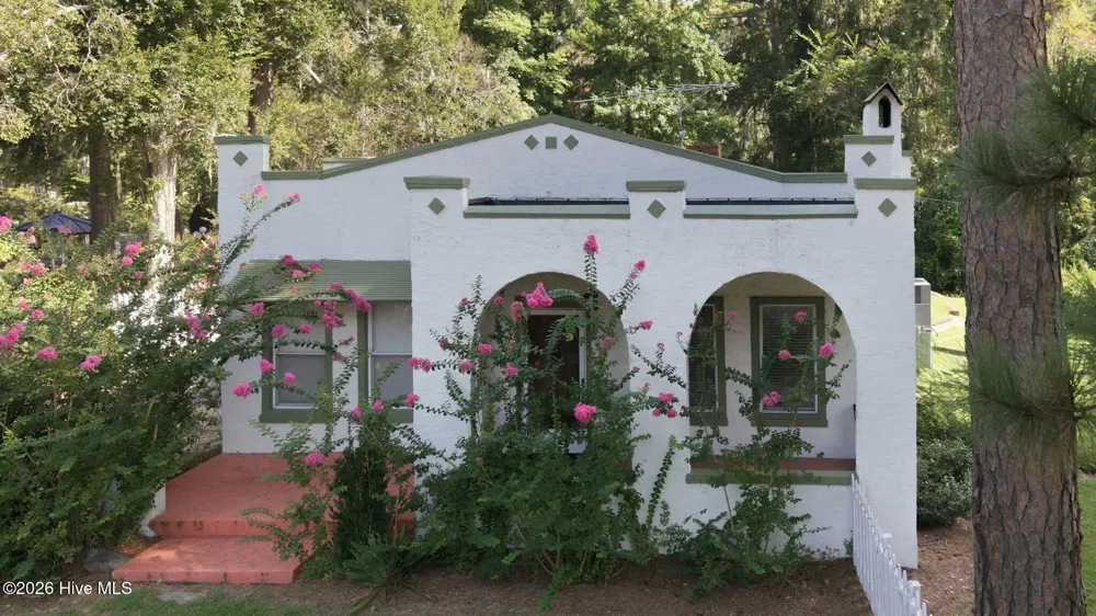 220 River Road Washington, NC 27889