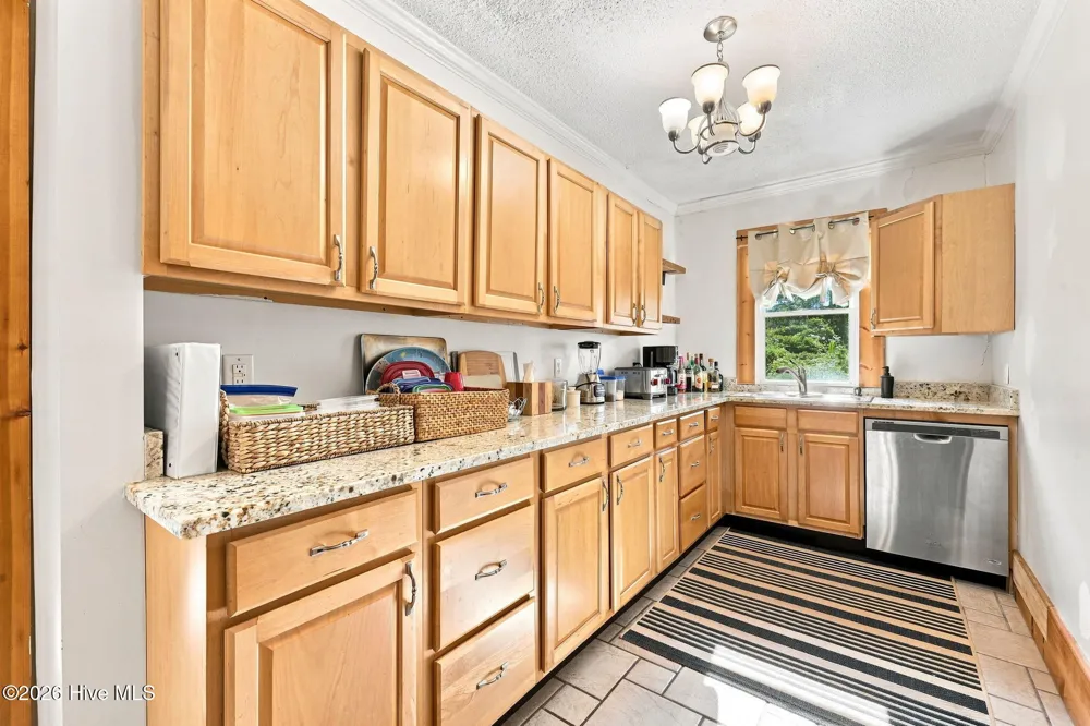 220 River Road Washington, NC 27889