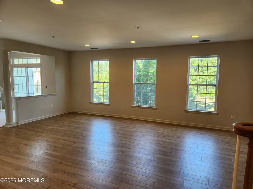 7 Bryce Lane #1504 Manahawkin, NJ 08050