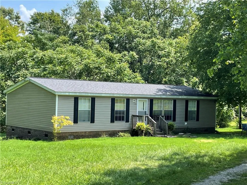 416 Peeden Drive Gibsonville, NC 27249