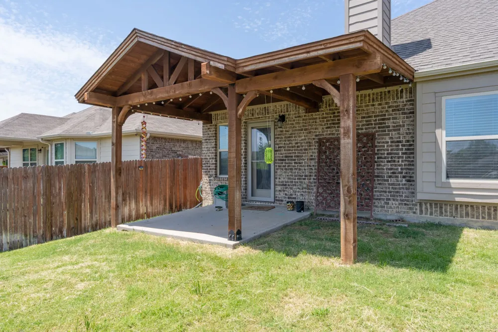 2300 Eppright Drive Little Elm, TX 75068