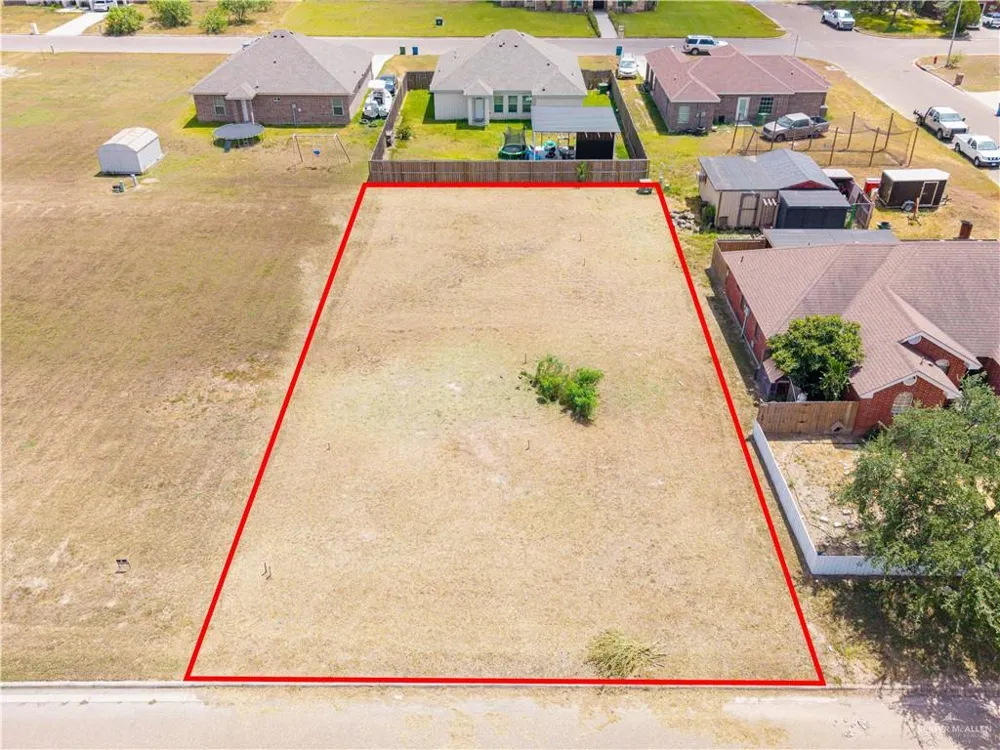 1079 Rios Circle Raymondville, TX 78580