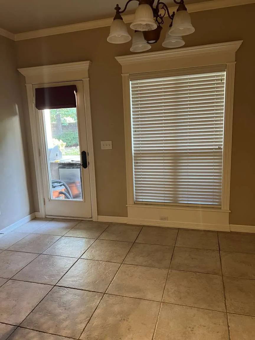 8606 E 110th Court Tulsa, OK 74133