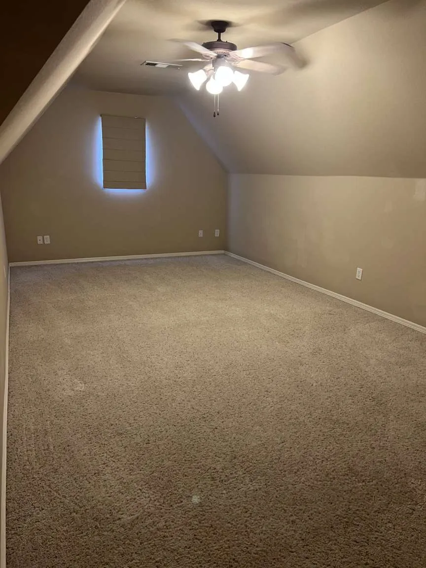 8606 E 110th Court Tulsa, OK 74133