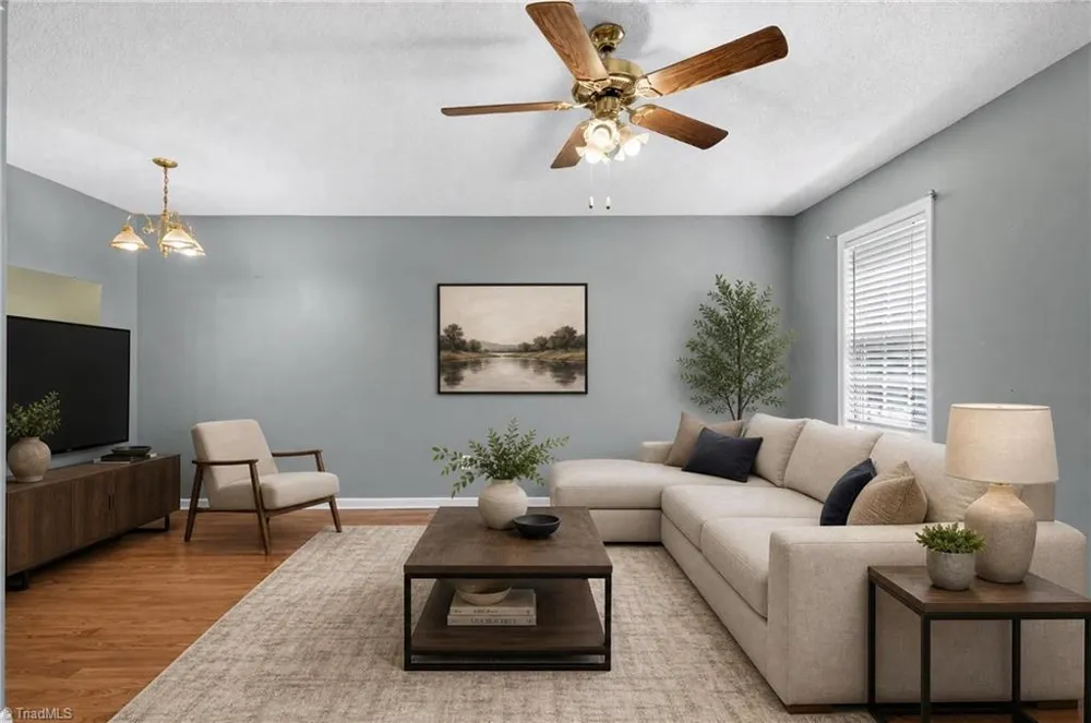 8 Hinkle Street Thomasville, NC 27360