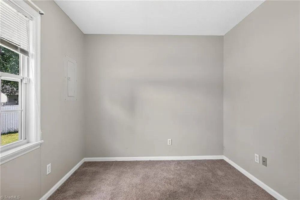 8 Hinkle Street Thomasville, NC 27360