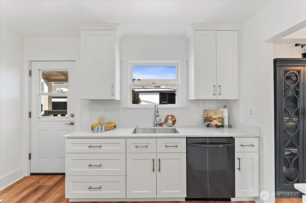 1138 Pioneer Street Enumclaw, WA 98022