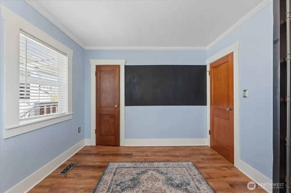 1138 Pioneer Street Enumclaw, WA 98022