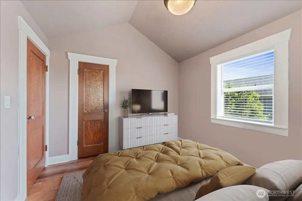 1138 Pioneer Street Enumclaw, WA 98022